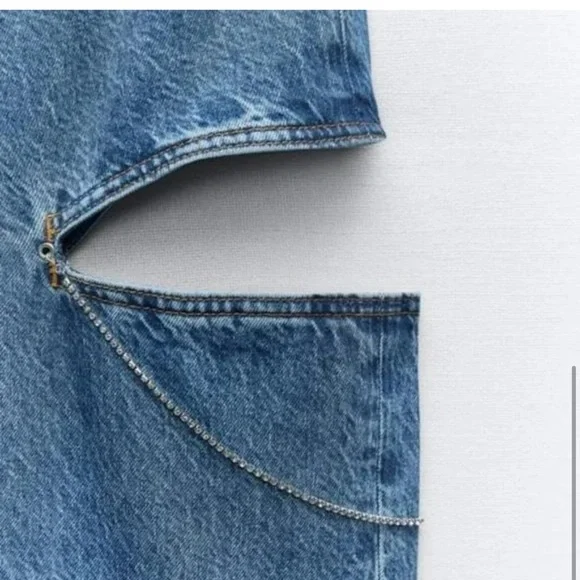 💙 NWT ZARA CUT OUT RHINESTONE CHAIN MOD RISE STRAIGHT JEANS - Picture 3 of 10